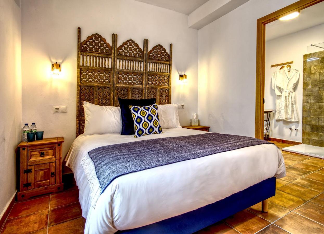 La Vieja Botica Bed & Breakfast Canillas de Aceituno Exterior photo